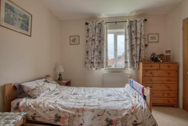 Bedroom 4 (Double)