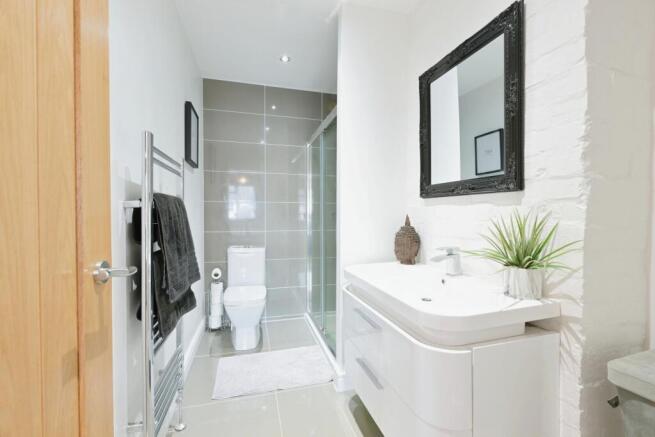 Ensuite