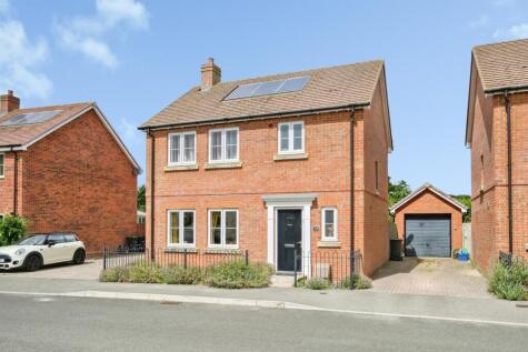 Batchelor Way, Downton, Salisbury