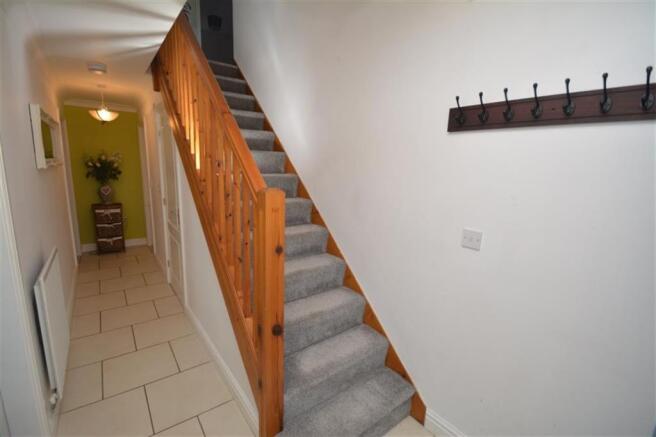 FIRST FLOOR LANDING