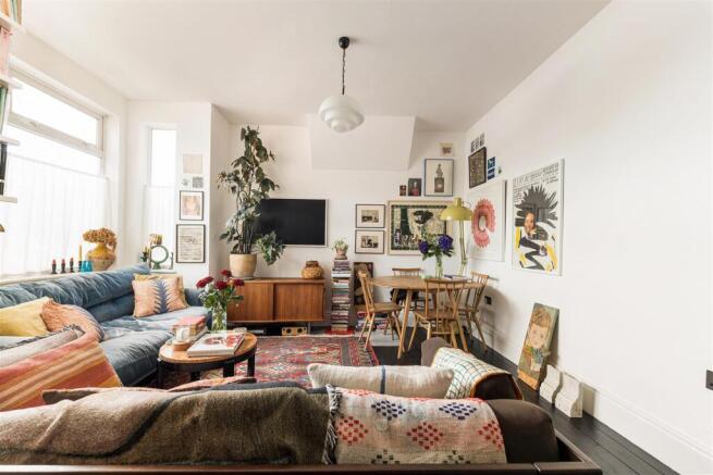 Clementina Road, E10