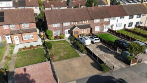 268, Straight Road, Romford RM3 8XU