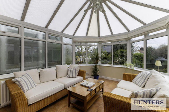 5 bed Semi-Detached for sale Image 10