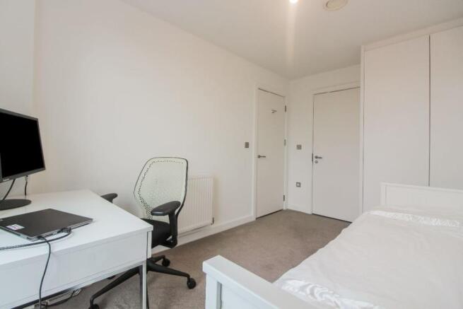 Photo 12