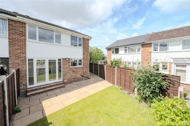 4 bed Semi-Detached for sale Image 8