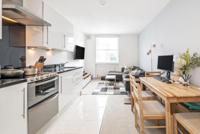 Kitchen/Dining