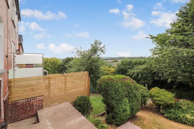 3 bed Semi-Detached for sale Image 4