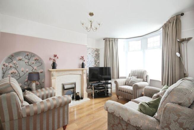 pbox-IMG.jpg
