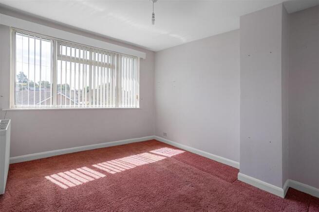 3 bed Semi-Detached for sale Image 7