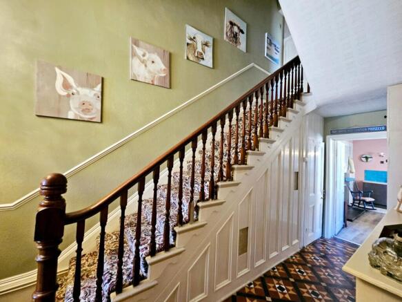 7 bed Semi-Detached for sale Image 10