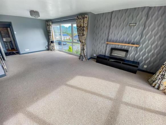 Living/Dining Room