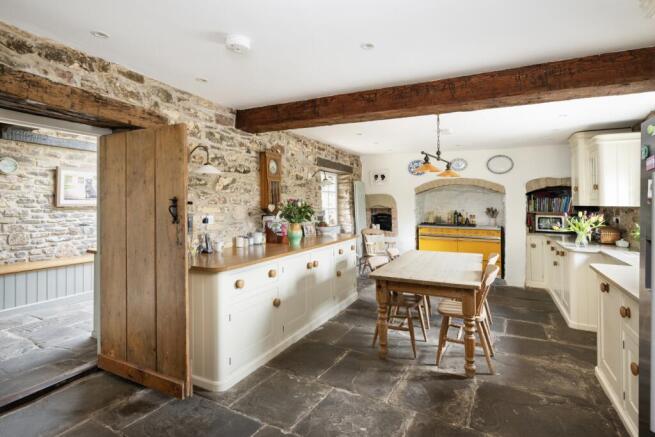 Kitchen 1