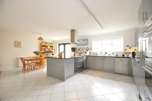 Kitchen 1