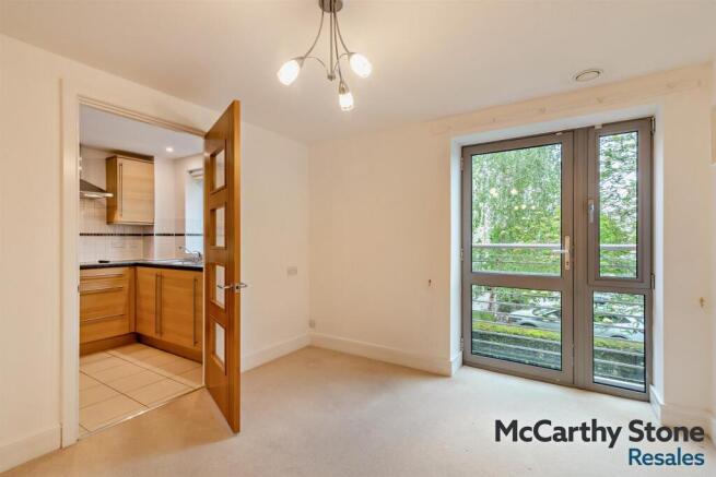 8689143-interior09-800.jpg