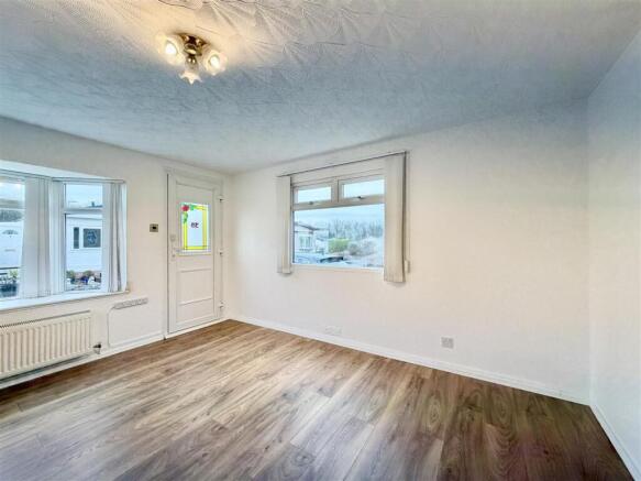 1 bed Park Home for sale Image 9