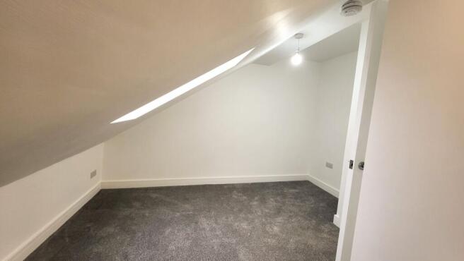 2 bed Flat to rent Image 9