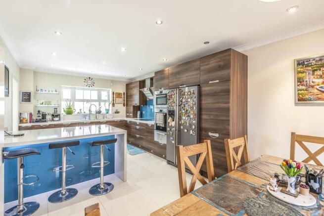 Kitchen / Breakfast Room