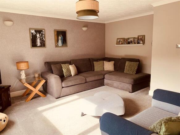 lounge.jpg