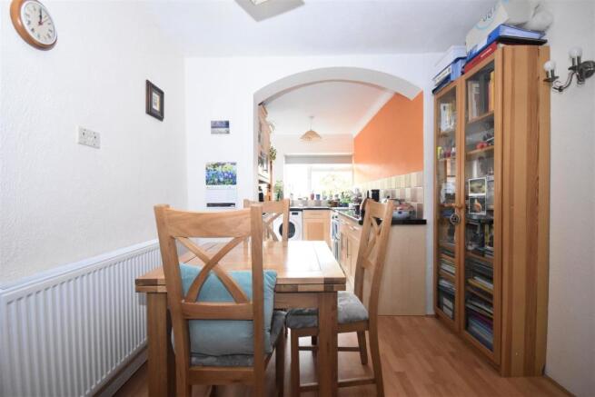 Dining room .jpg