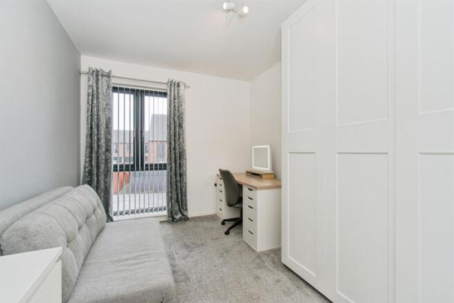 2 bed House for sale Image 7
