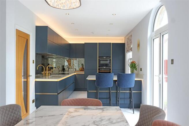 Kitchen/Dining
