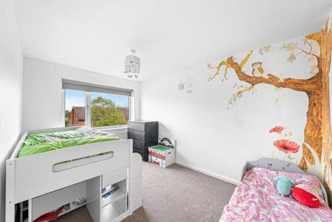 3 bed Semi-Detached for sale Image 8