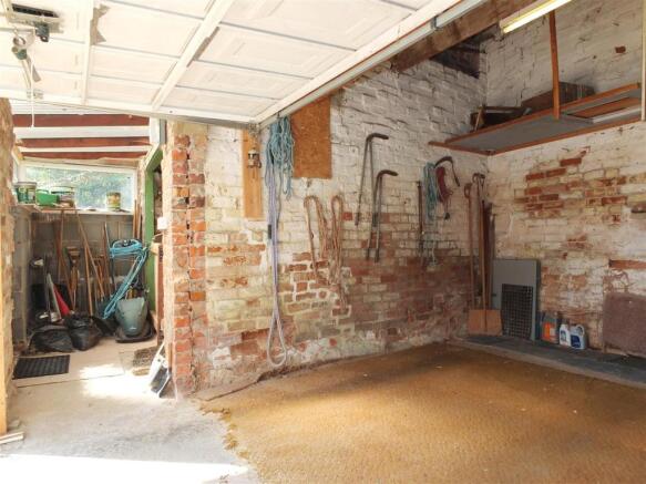 Workshop Woodstore.jpg