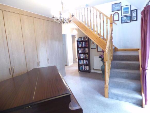 RECEPTION HALLWAY
