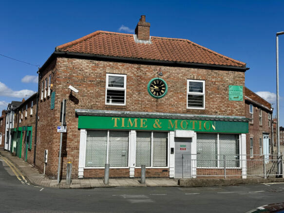 5 bed Terraced for sale Image 10