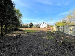 2, Ivy Cottages, Chapel End, Dunmow CM6 2BW
