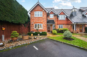12, Abbey Place, Warfield, Bracknell RG42 6AZ