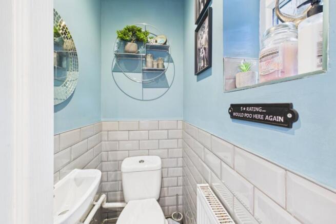 3 bed Semi-Detached for sale Image 6
