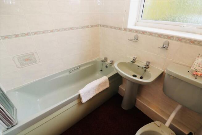 Bathroom / WC