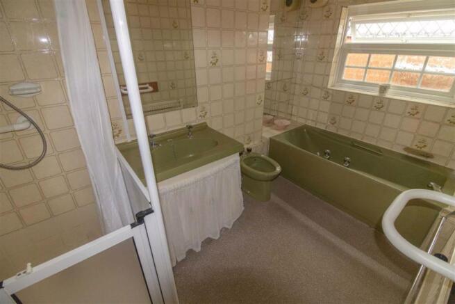 BEDROOM 3