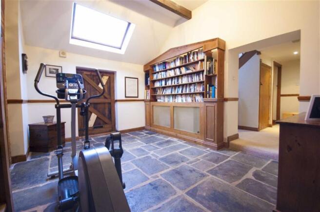Photo 11