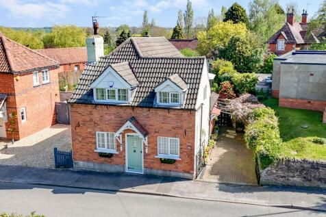 Kirklington Road, Eakring, NG22