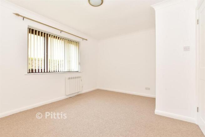 Trafalgar Road, Newport, Isle of Wight photo 4