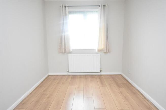 1 bed Maisonette to rent Image 7