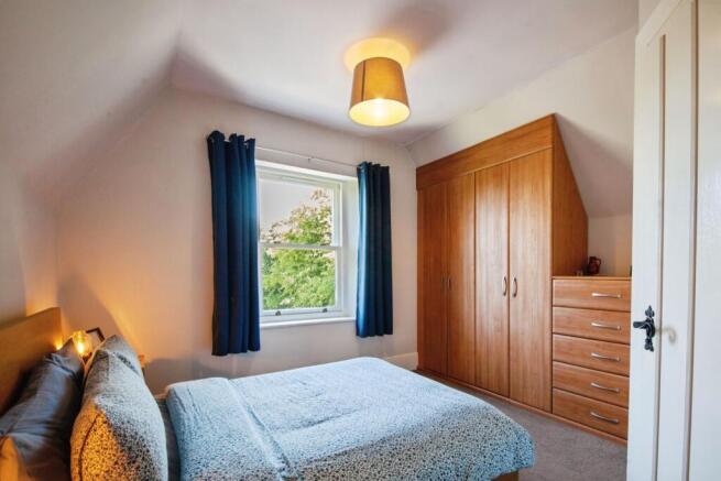 2 bed Apartment for sale Image 8