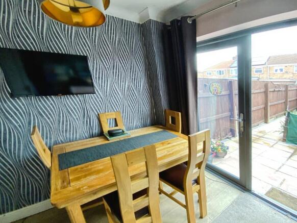3 bed Terraced for sale Image 4