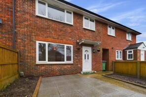 2, Canada Close, Folkestone CT19 4JN