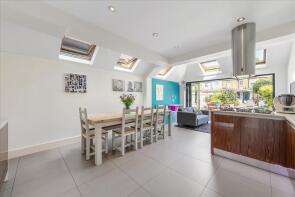 28, Petley Road, London W6 9ST