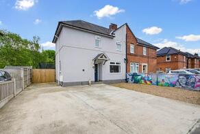 43, Monkhill Drive, Pontefract WF8 1JA