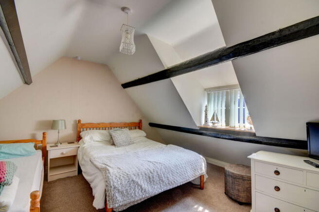 2 bed Terraced for sale Image 5