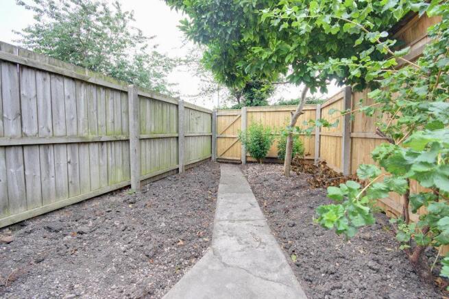 2 bed House to rent Image 8