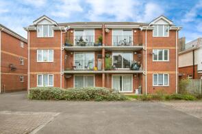 6, 20 Seawinds, Argyll Road, Bournemouth BH5 1ED