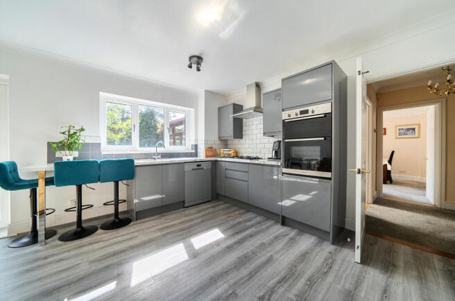 1349562-15-68c41b...