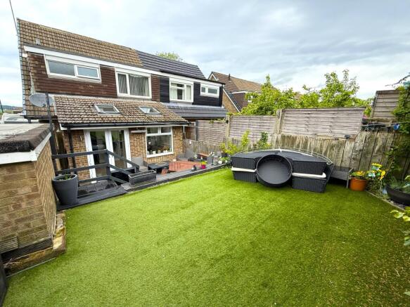 3 bed Semi-Detached for sale Image 4