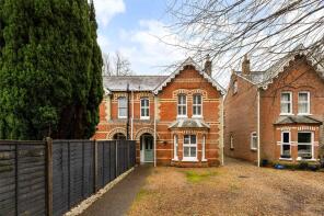 53, Cliddesden Road, Basingstoke RG21 3ET