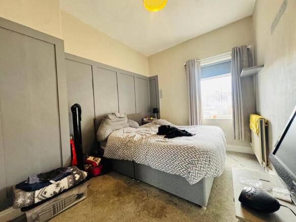 3 bed Terraced for sale Image 8